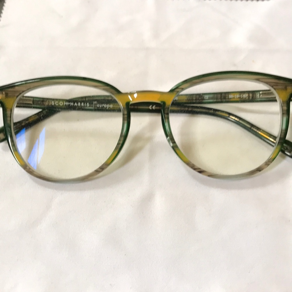Women’s eye glasses Scott Harris